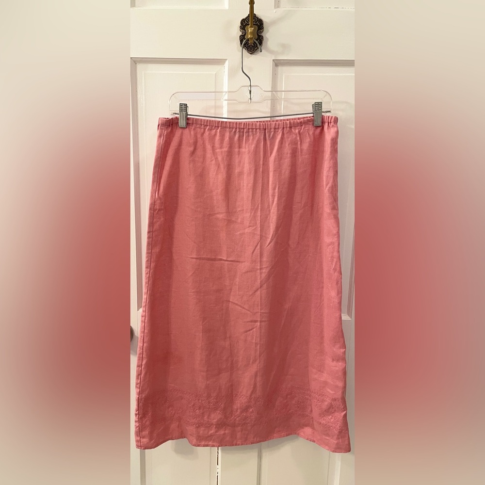 100% Linen Eddie Bauer Midi Skirt w/ Stitched Floral Detail